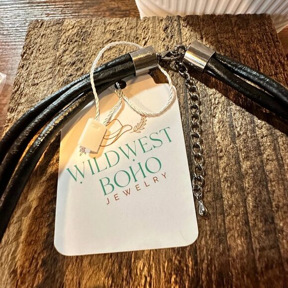 Handcrafted Vintage Black Leather Pendant Necklace Bohemian Style Necklace , Gi - Picture 3 of 9